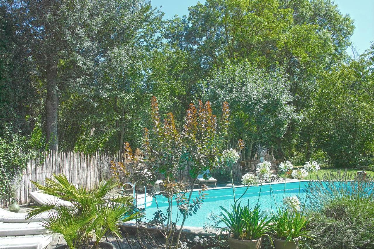 Le Moulin De Picaud Bed and Breakfast Grans Exterior foto